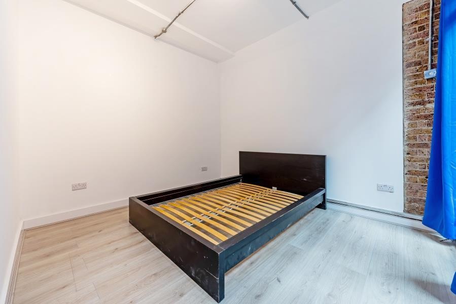 Additional image 6 of 3 Bed Flat, Prince Of Wales Passage, NW1, N1 7GU