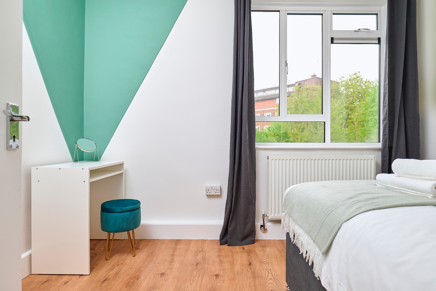 Additional image 8 of 4 Bed Flat, Pembroke House, W2, N1 7GU