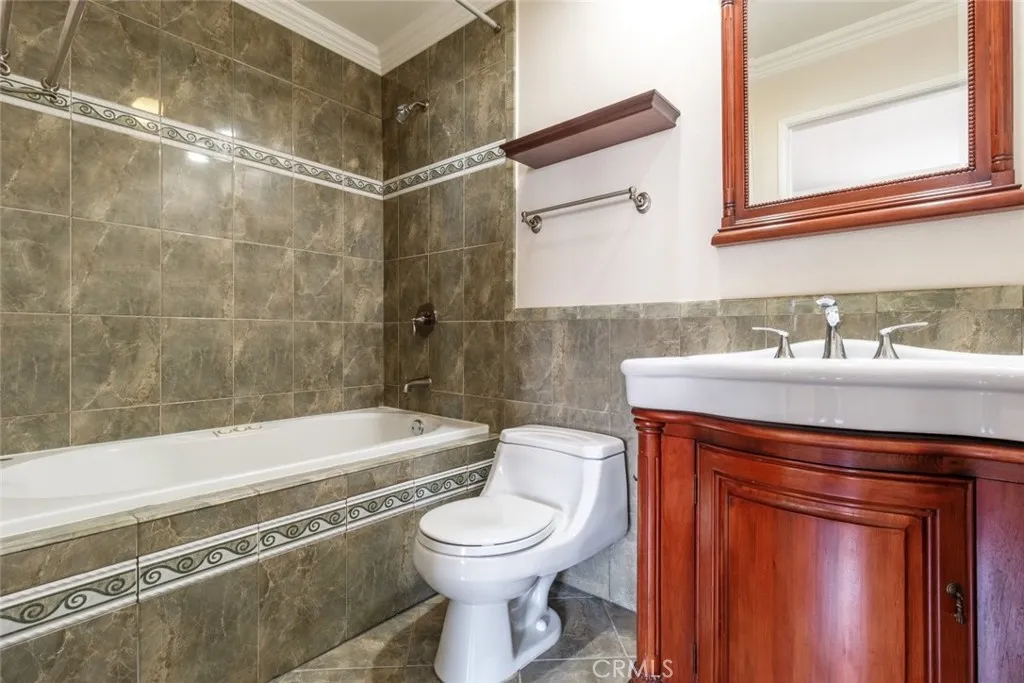 Additional image 49 of 14631 Dickens Street Unit 7, Sherman Oaks, CA 91403