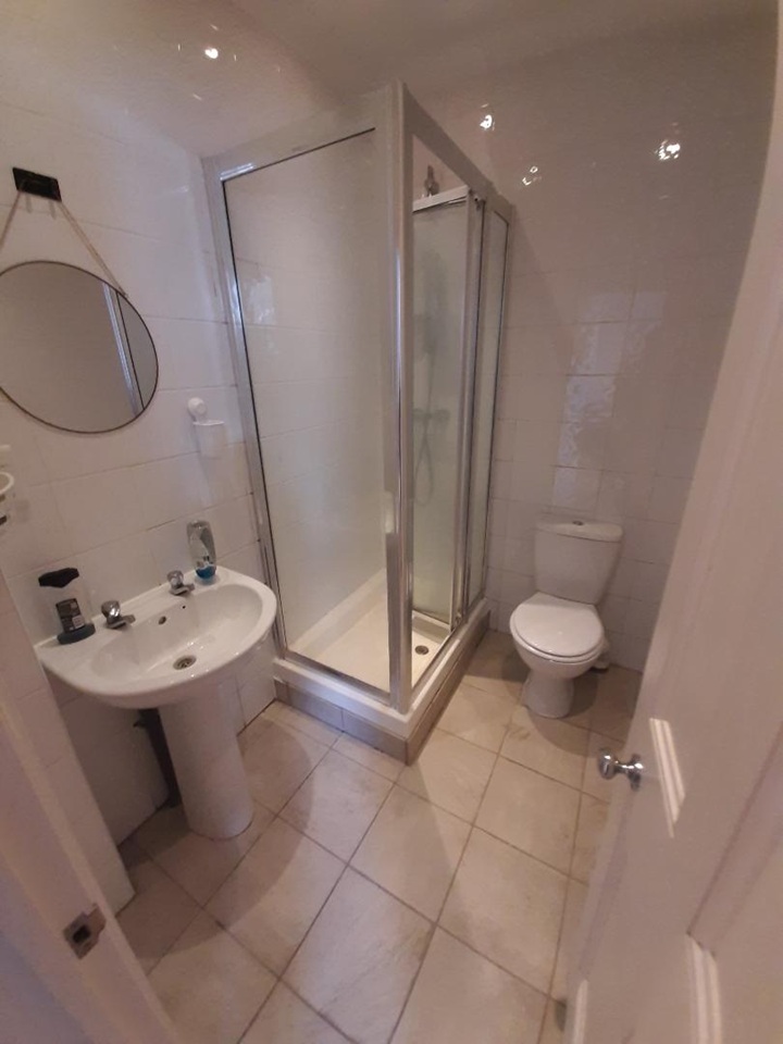 Additional image 29 of Studio Flat, Cambridge St, SW1V, N1 7GU