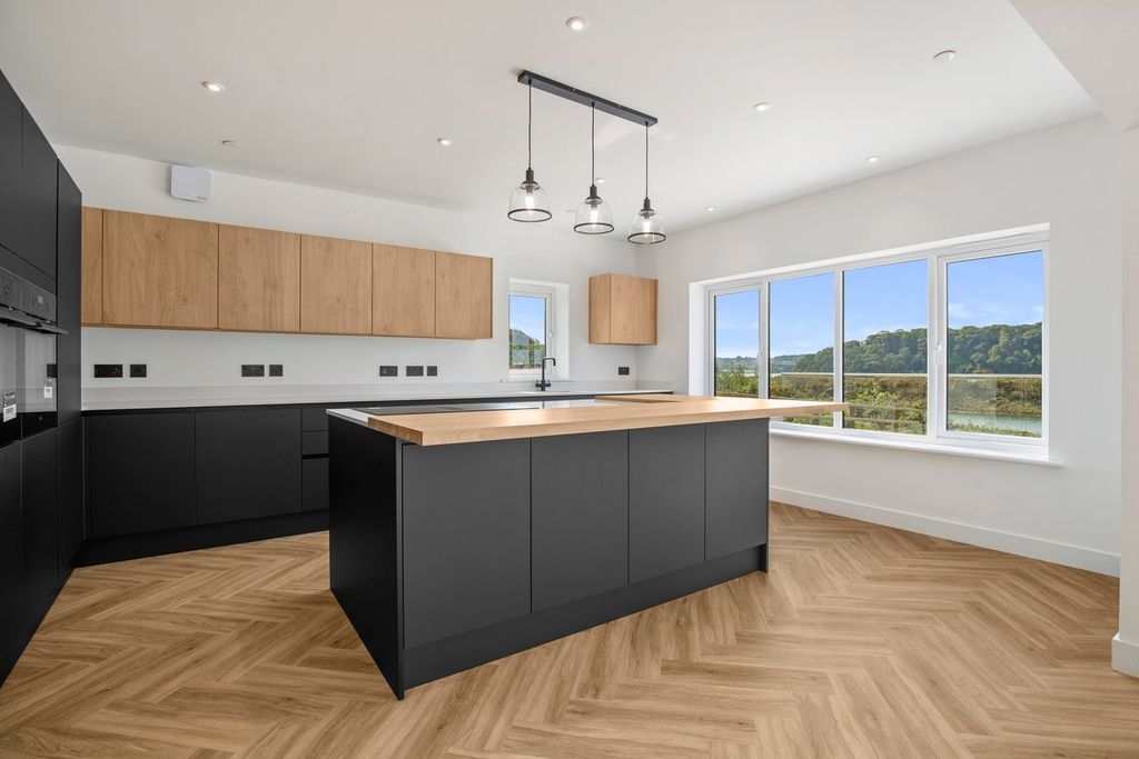 Additional image 2 of 4 bed detached house for saleBurton Ferry, Milford Haven SA73