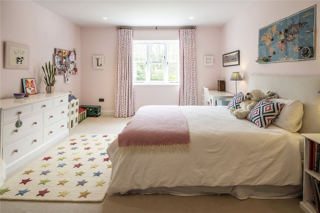 Additional image 18 of 7 bed detached house for saleStoke Row, Henley-On-Thames, Oxfordshire RG9