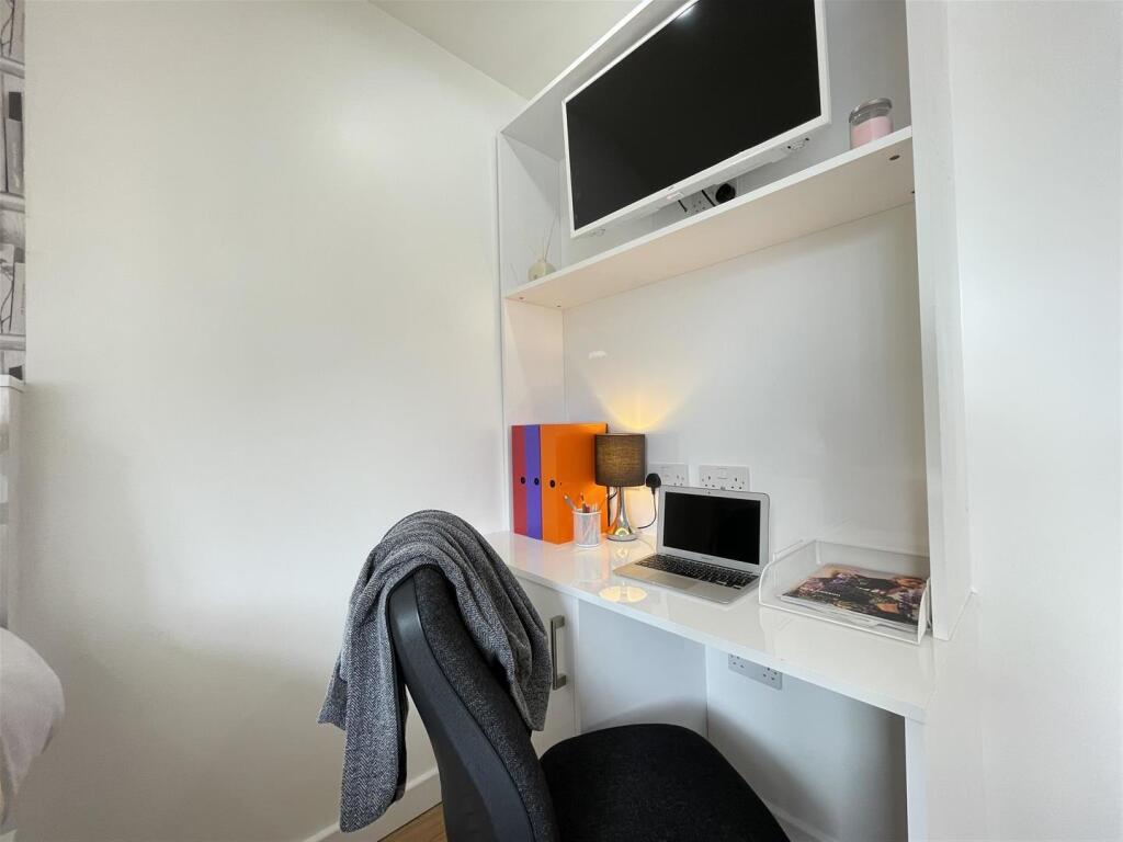 Additional image 13 of Dawlish Road