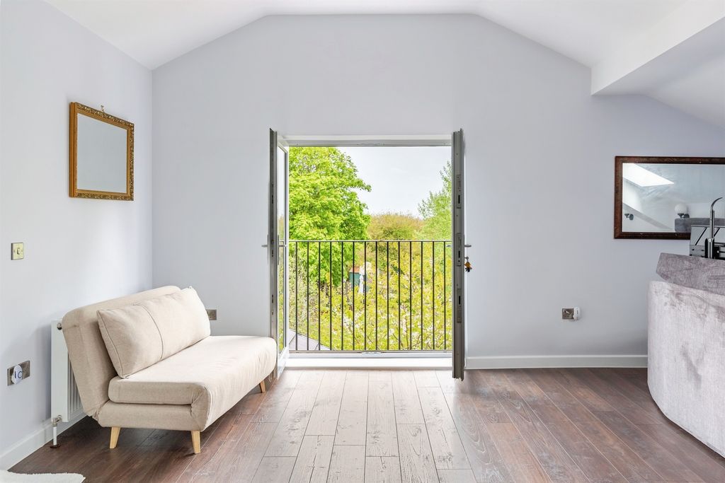 Additional image 10 of 9 bed detached house for saleBarton Road, Barton Seagrave, Kettering NN15