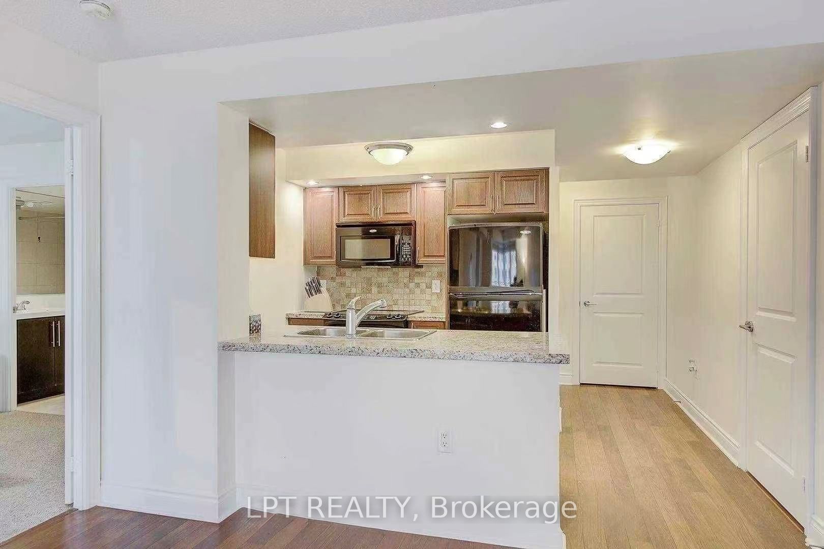 Additional image 3 of 1322-500 Doris Avenue, Toronto, ON, M2N 0C1