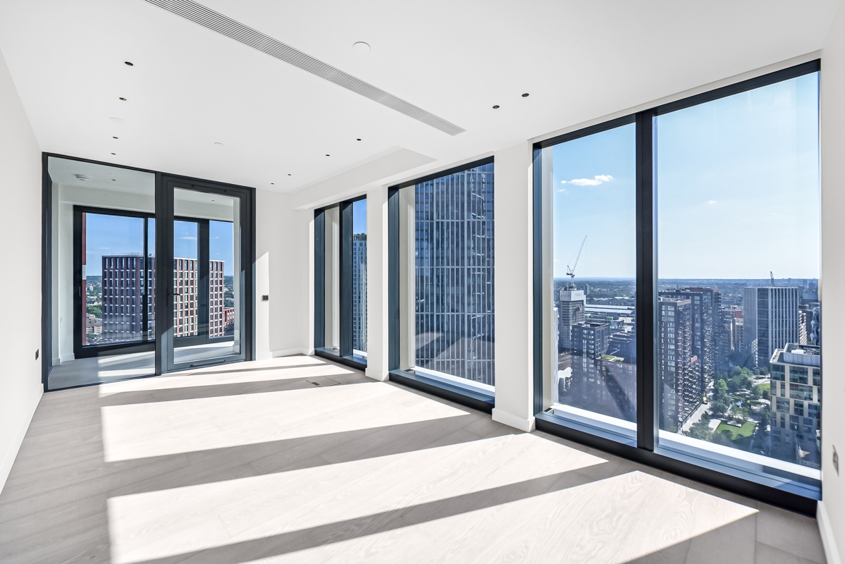 Additional image 10 of 3 Bed Flat, Nine Elms Lane, SW8, N1 7GU