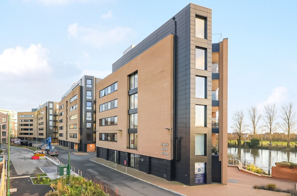 Additional image 12 of 2 bed flat for saleApartment 78 Block C, Yacht Club Place, Trent Lane, Nottingham, Nottinghamshire NG2