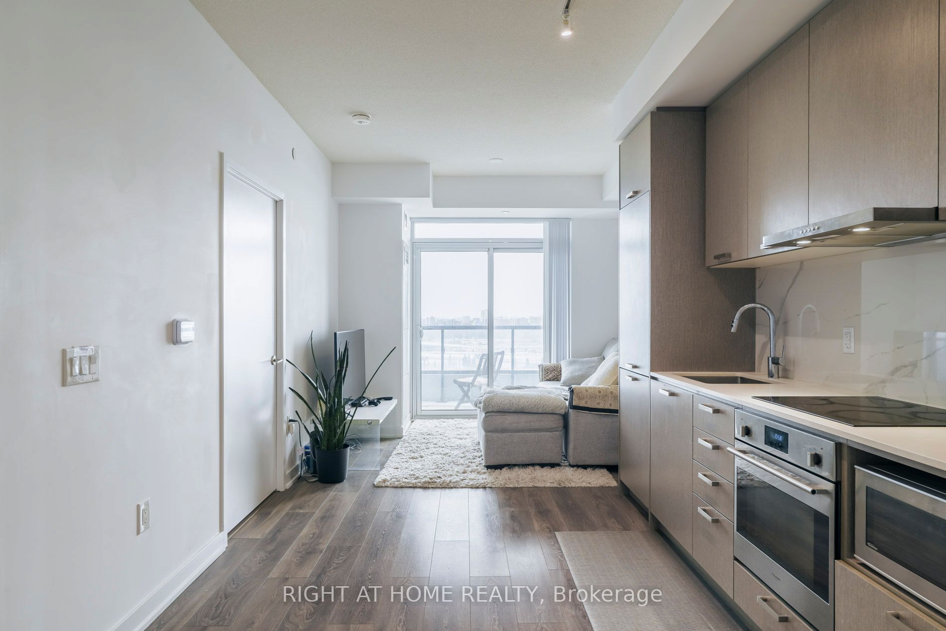 Additional image 4 of 1607-38 Honeycrisp Crescent, Vaughan, ON, L4K 0M8