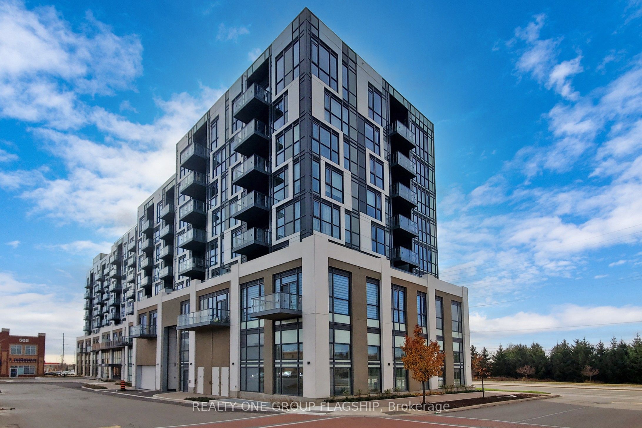 410-509 Dundas Street E, Oakville, ON, L6M 5P4