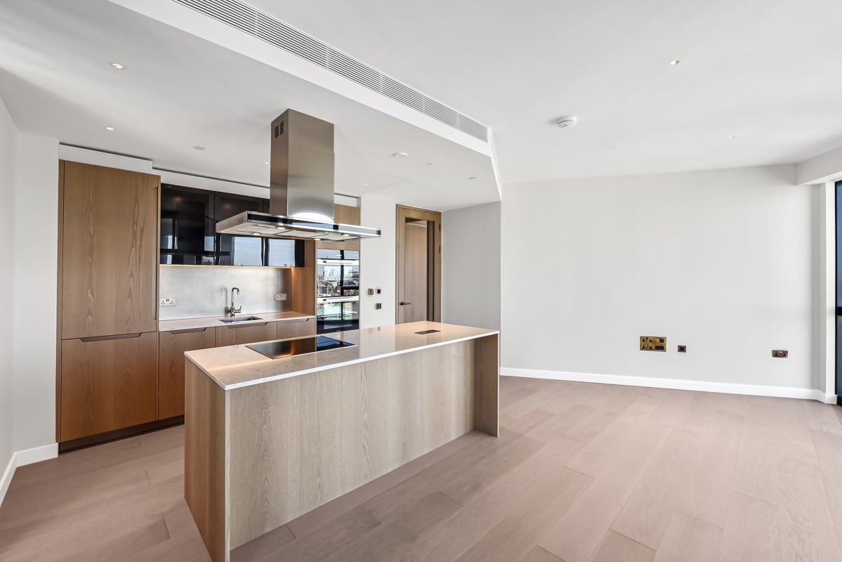 Additional image 6 of 2 Bed Flat, Nine Elms Lane, SW8, N1 7GU