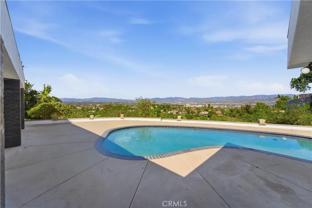 Additional image 45 of 3329 Dona Rosa Dr, Studio City, CA 91604