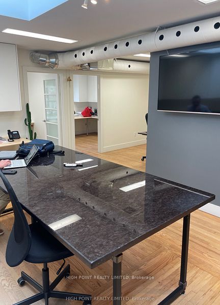 Additional image 6 of 202-510 Eglinton Avenue W, Toronto, ON, M5N 1A5