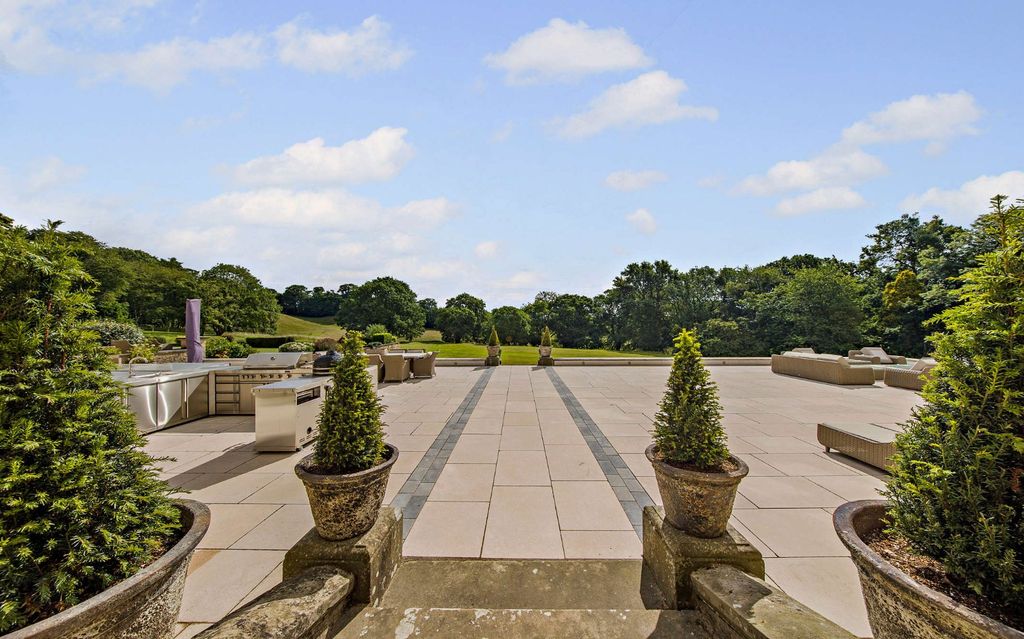 Additional image 5 of 8 bed detached house for saleOakhurst Road, Oswestry, Shropshire SY10