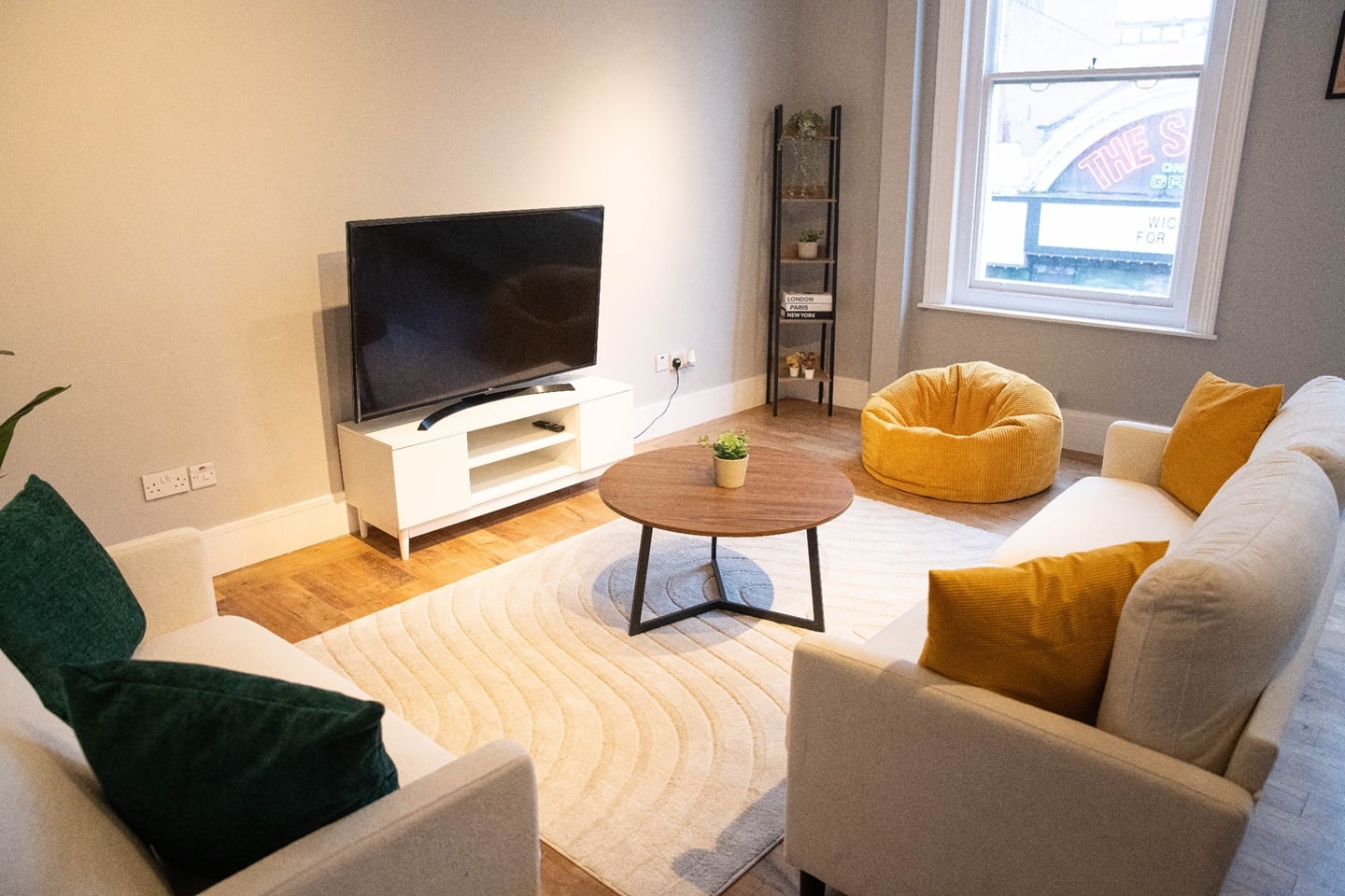 Additional image 4 of 1 Bed Flat, London, N1, N1 7GU