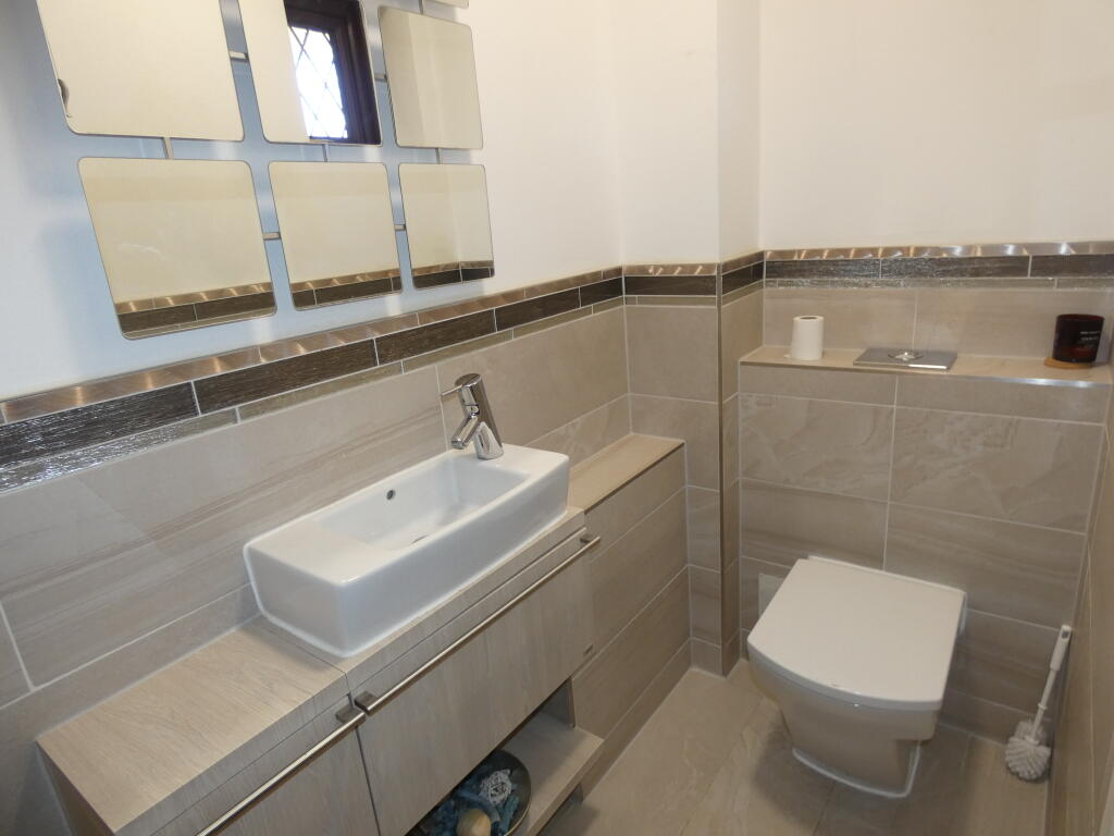 Additional image 8 of Old Orchard, Park Street, St Albans