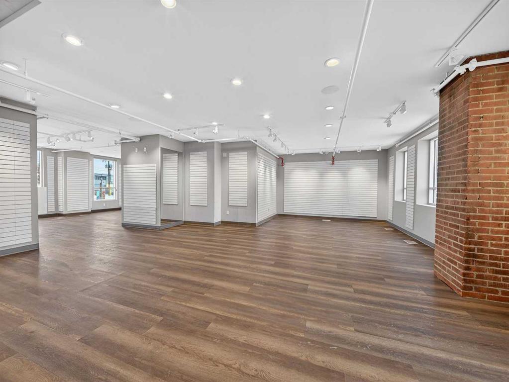 Additional image 6 of 1015 11 Street SE, Calgary, AB, T2T 2T2