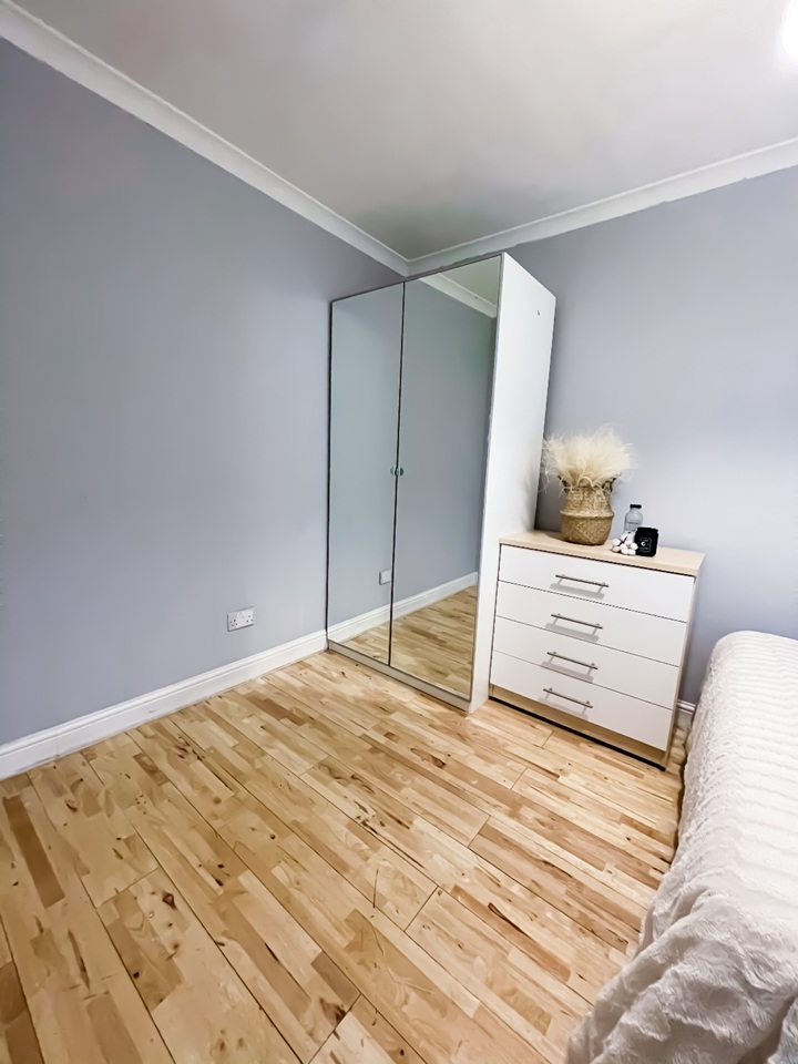 Additional image 3 of Room in a Shared House, Hyde Park, W2, W2 1YN