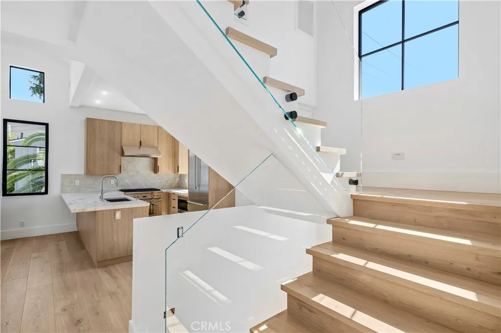 Additional image 10 of 700 Iris, Corona Del Mar, CA 92625