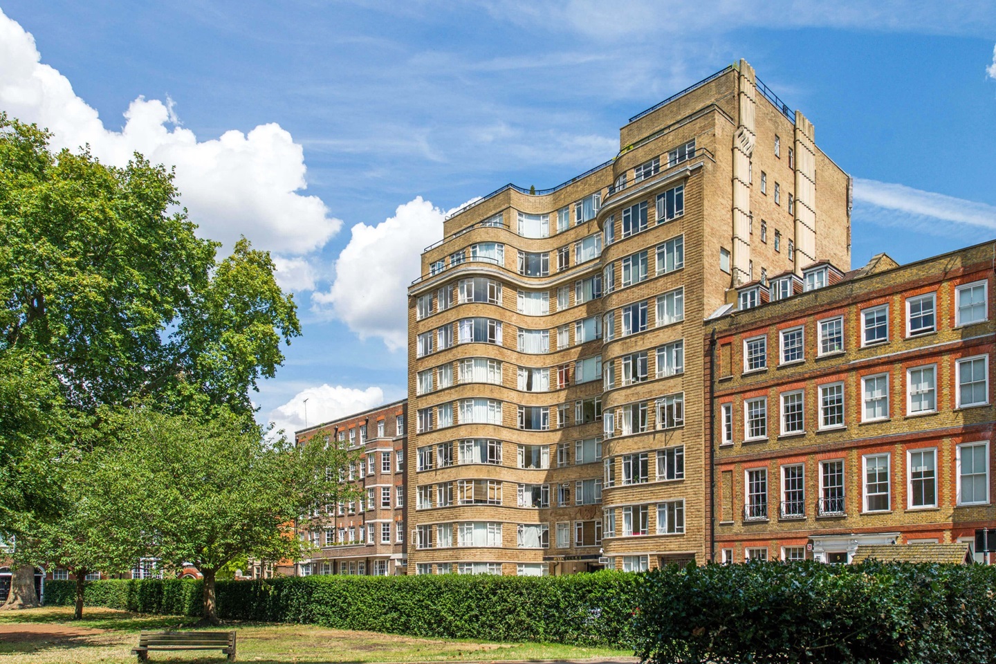 Studio Flat, Florin Court, EC1M, N1 7GU