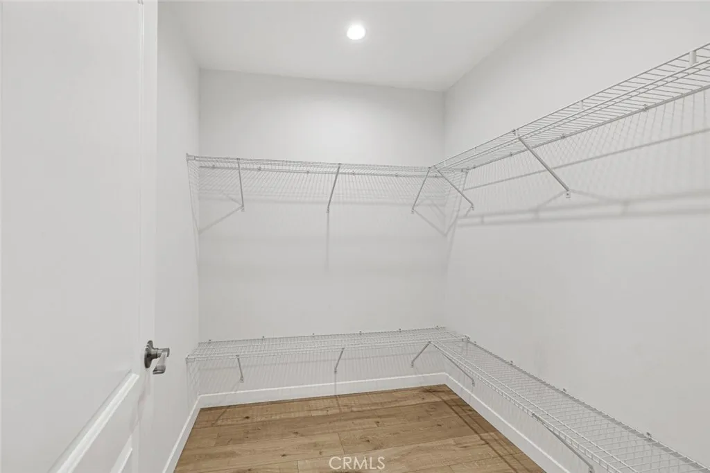 Additional image 18 of 569 E Cypress Avenue, Burbank, CA 91501