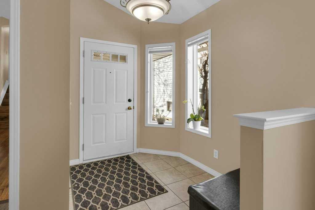 Additional image 5 of 14712 Mt Mckenzie Drive SE, Calgary, AB, T2Z2V1