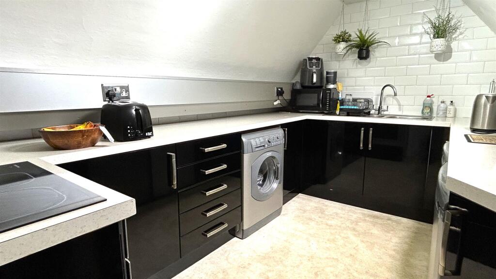 Additional image 4 of Ingoldsby Court, Moseley