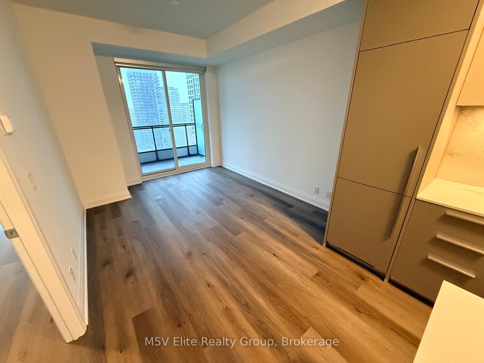 Additional image 3 of 2505-65 Broadway Avenue, Toronto, ON, M4P 1T9