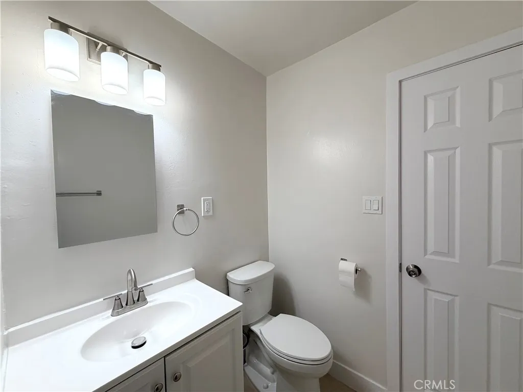 Additional image 29 of 11523 Menlo Avenue Unit D, Hawthorne, CA 90250