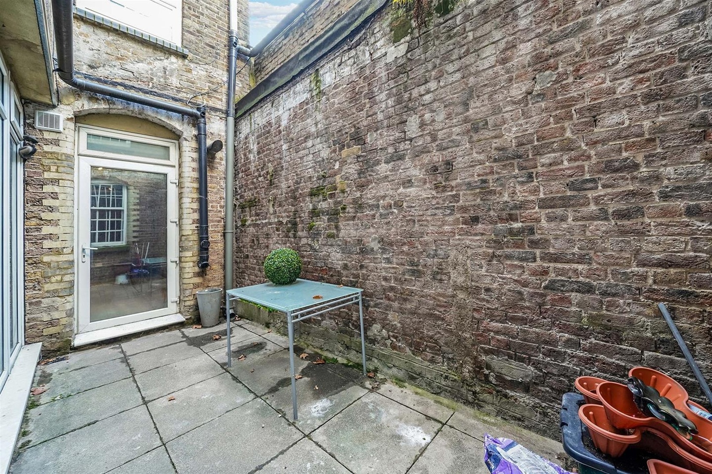 Additional image 7 of 3 Bed Flat, Prince Of Wales Passage, NW1, N1 7GU
