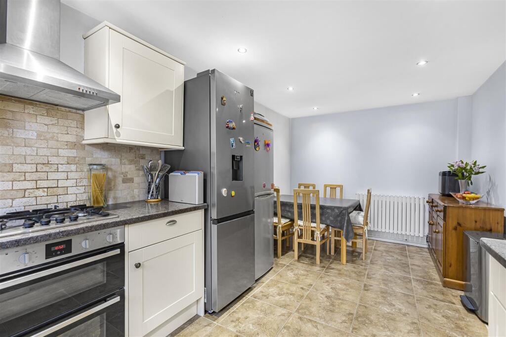 Additional image 7 of Guessens Grove, Welwyn Garden City