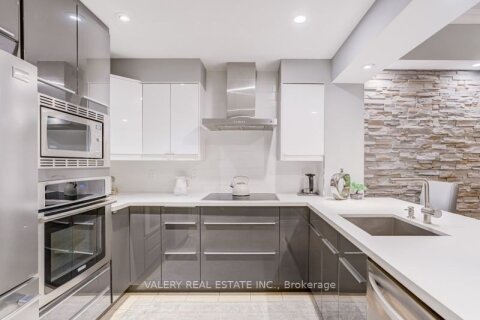 Additional image 8 of PH1-168 Simcoe Street, Toronto, ON, M5H 4C9