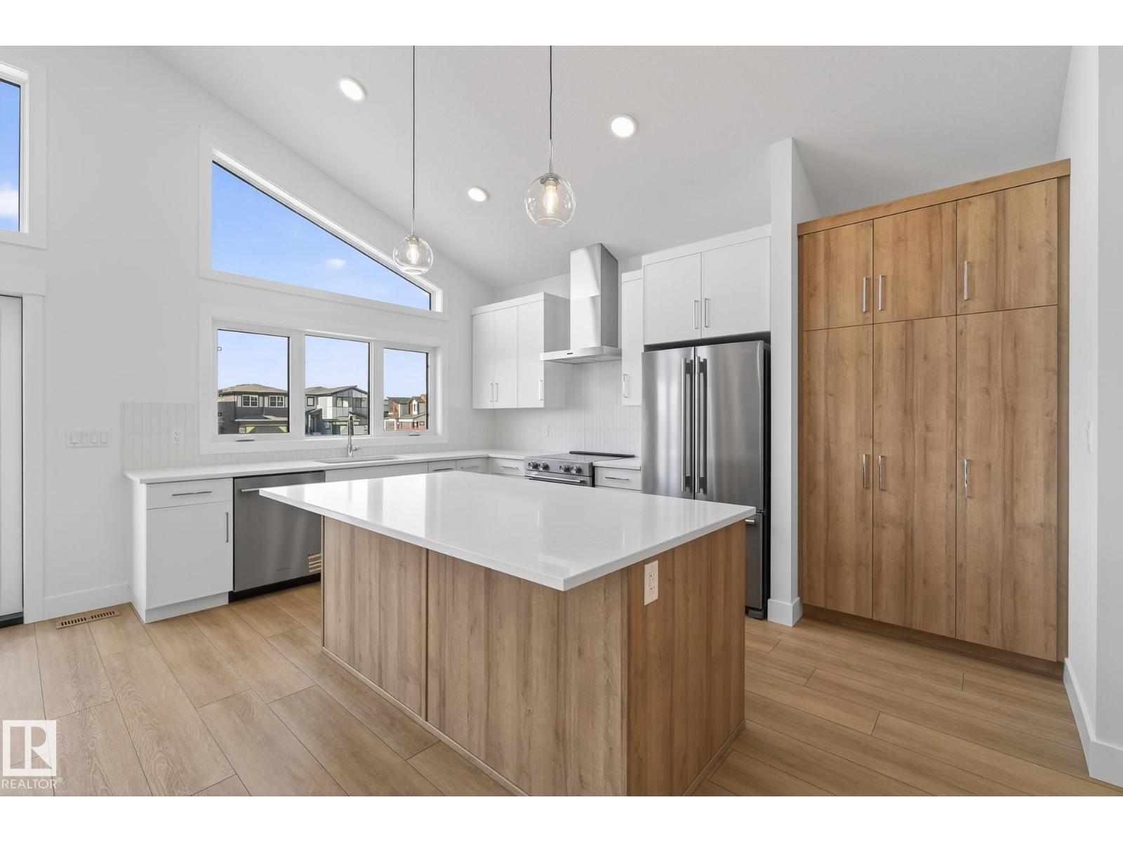 Additional image 4 of 7093 Kiviaq Crescent SW, Edmonton, AB, T6W5N7