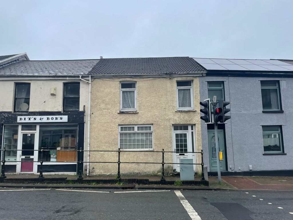 3 bed flat for sale65, Neath Road, Briton Ferry, Neath Port Talbot SA11