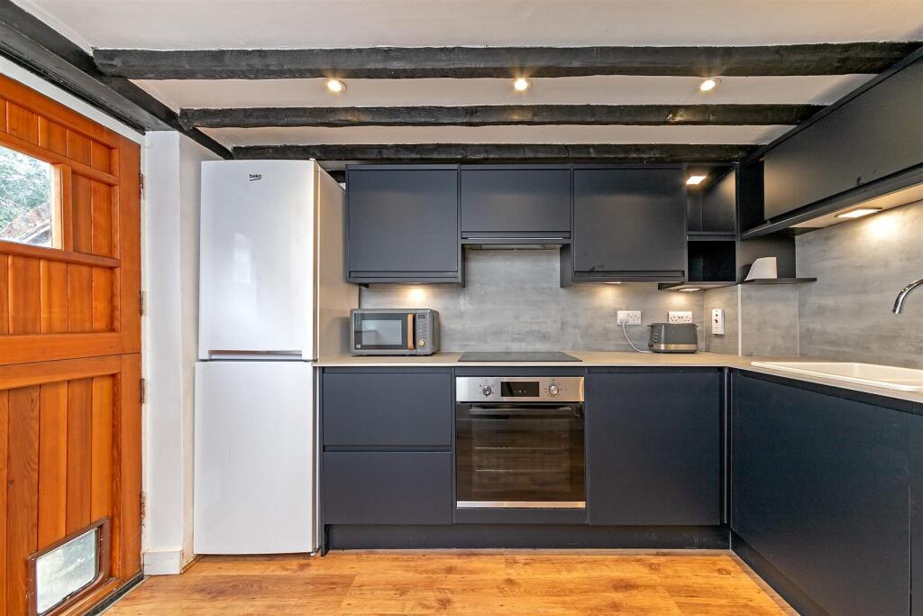 Additional image 9 of High Street, Sandridge, St. Albans