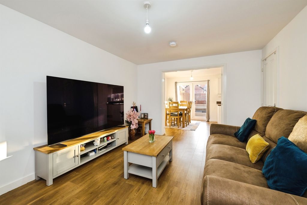 Additional image 3 of 4 bed detached house for saleWilton Avenue, Hampton Gardens, Peterborough PE7