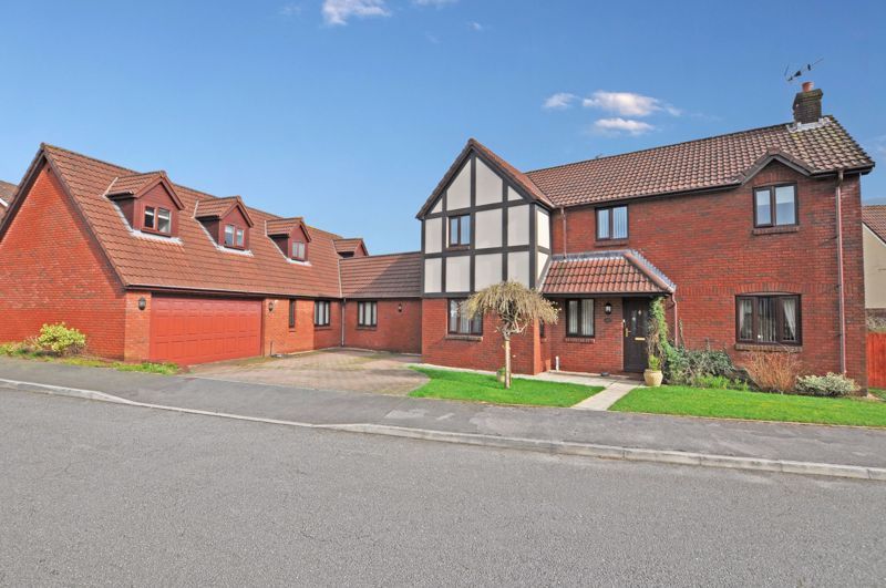 6 bed detached house for saleExclusive Family House, Bala Drive, Rogerstone NP10