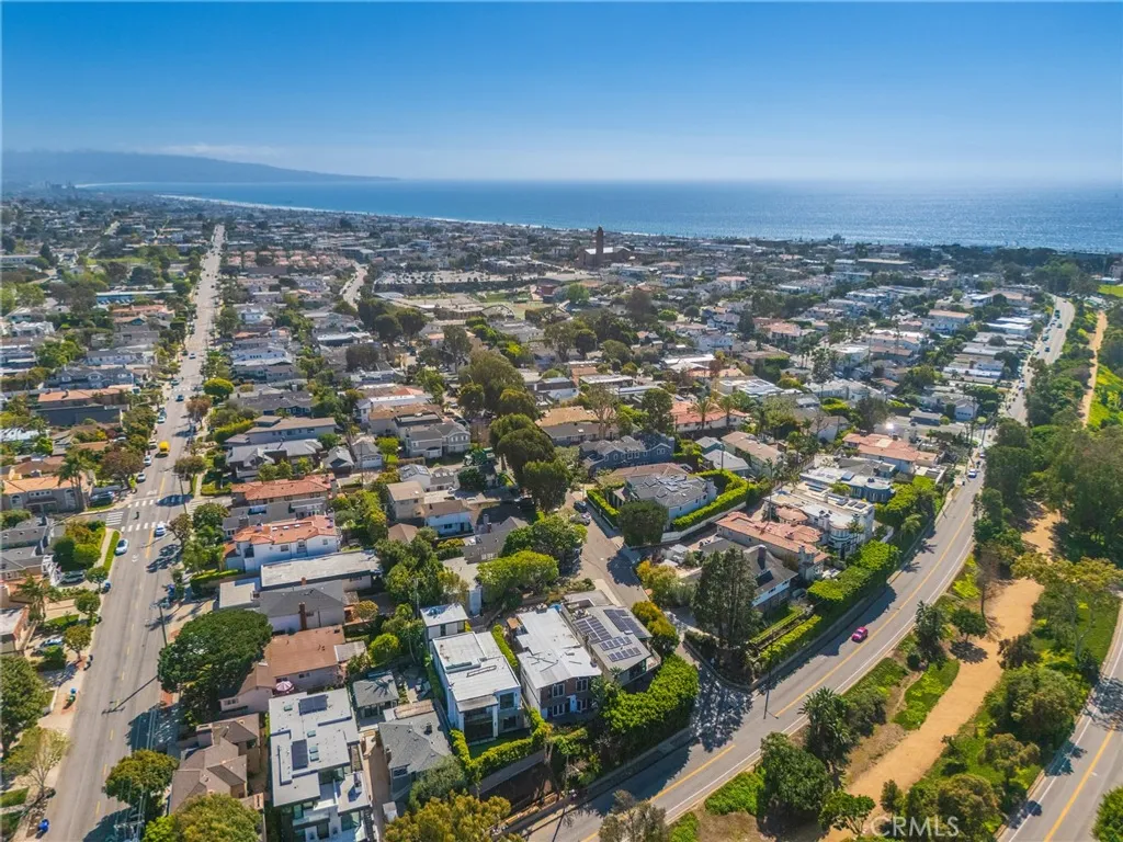 Additional image 40 of 2404 Laurel Avenue, Manhattan Beach, CA 90266