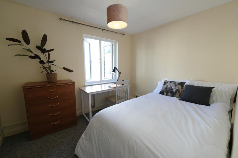 Additional image 4 of Room in a Shared House, Lynton Rd, SE1, N1 7GU