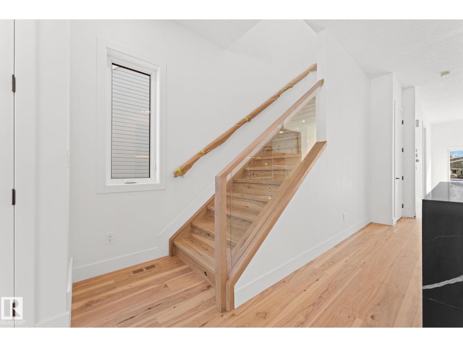 Additional image 6 of 11019 132 Street NW, Edmonton, AB, T8N7K9