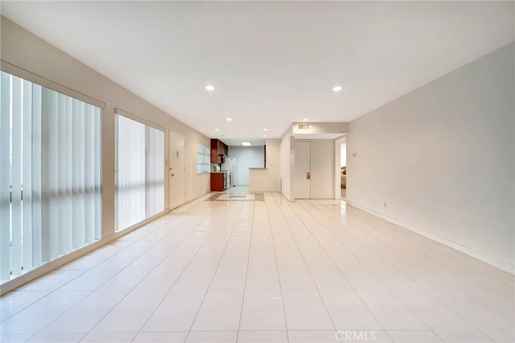 Additional image 4 of 5315 Zelzah Ave Unit 6, Encino, CA 91316