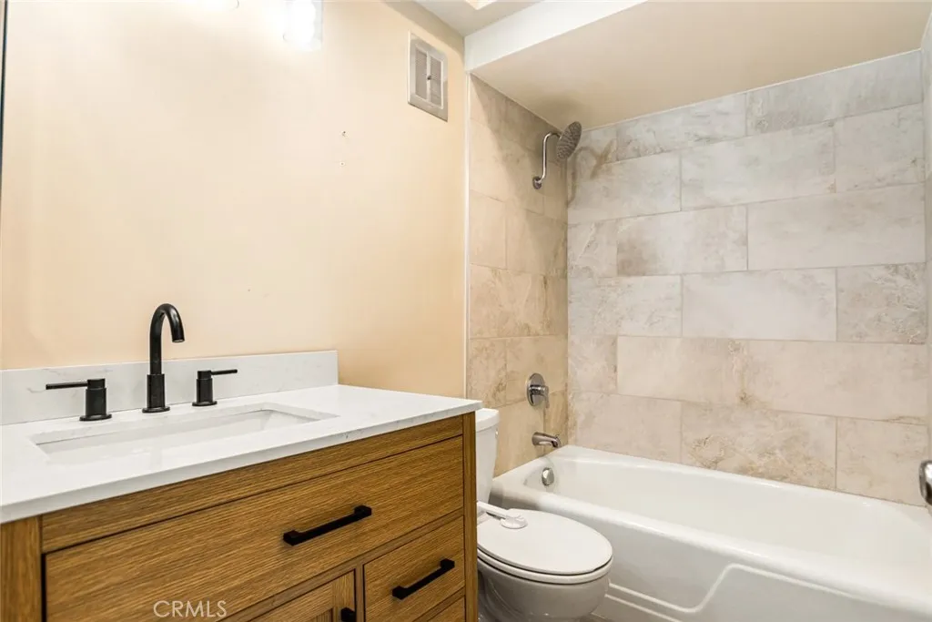 Additional image 30 of 4425 W Sarah St, Burbank, CA 91505