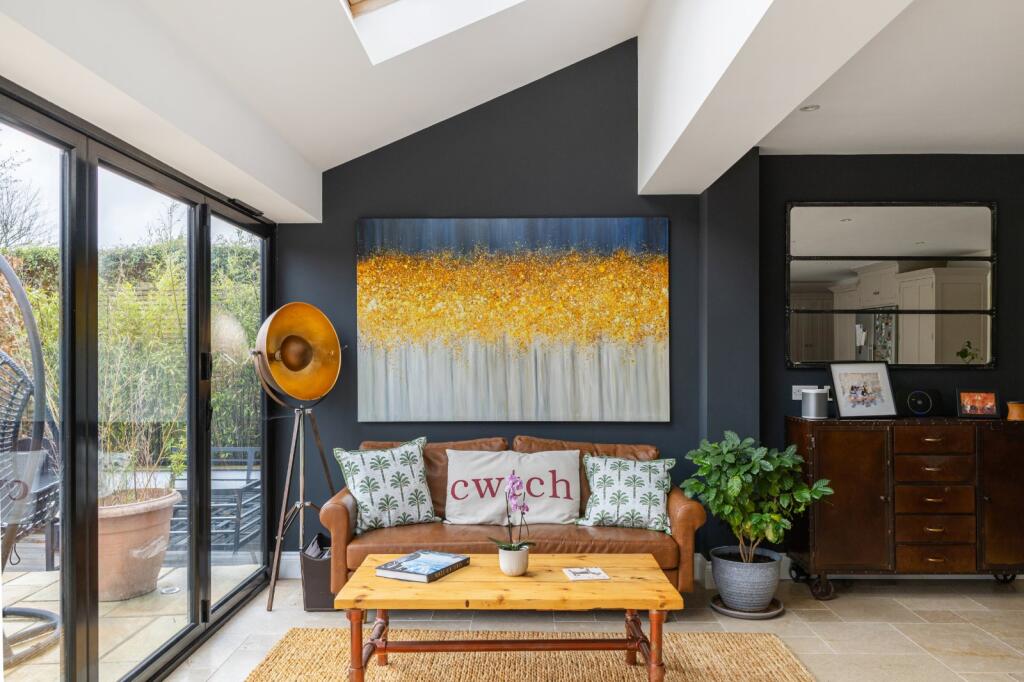 Additional image 8 of The Broadway, Wheathampstead, St. Albans, Hertfordshire