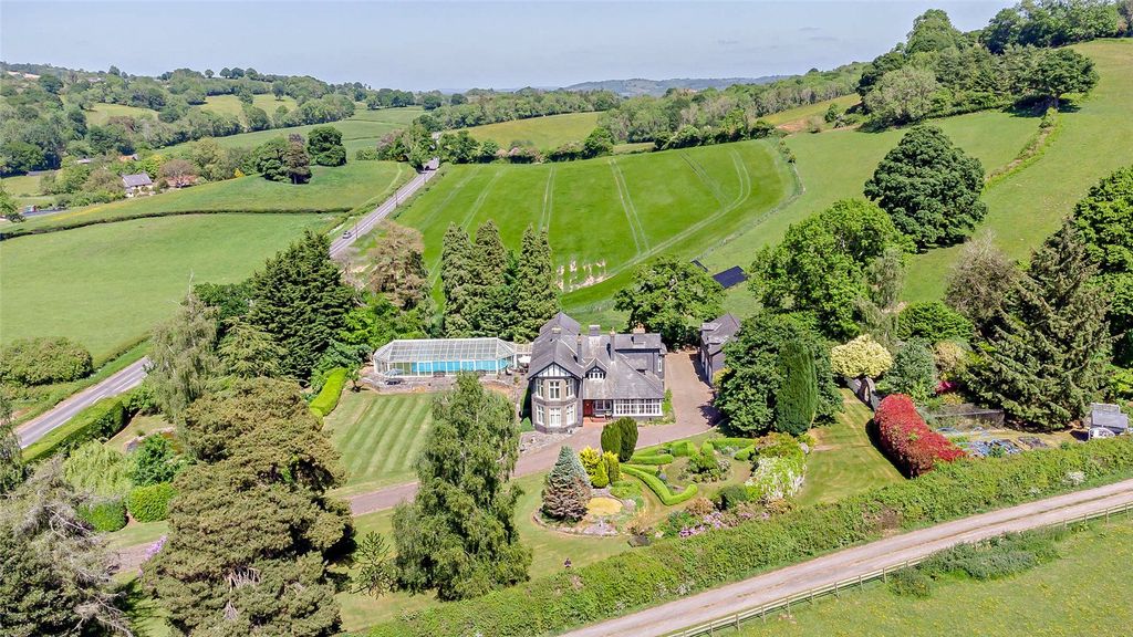 7 bed detached house for saleLlansoar, Caerleon, Newport, Monmouthshire NP18