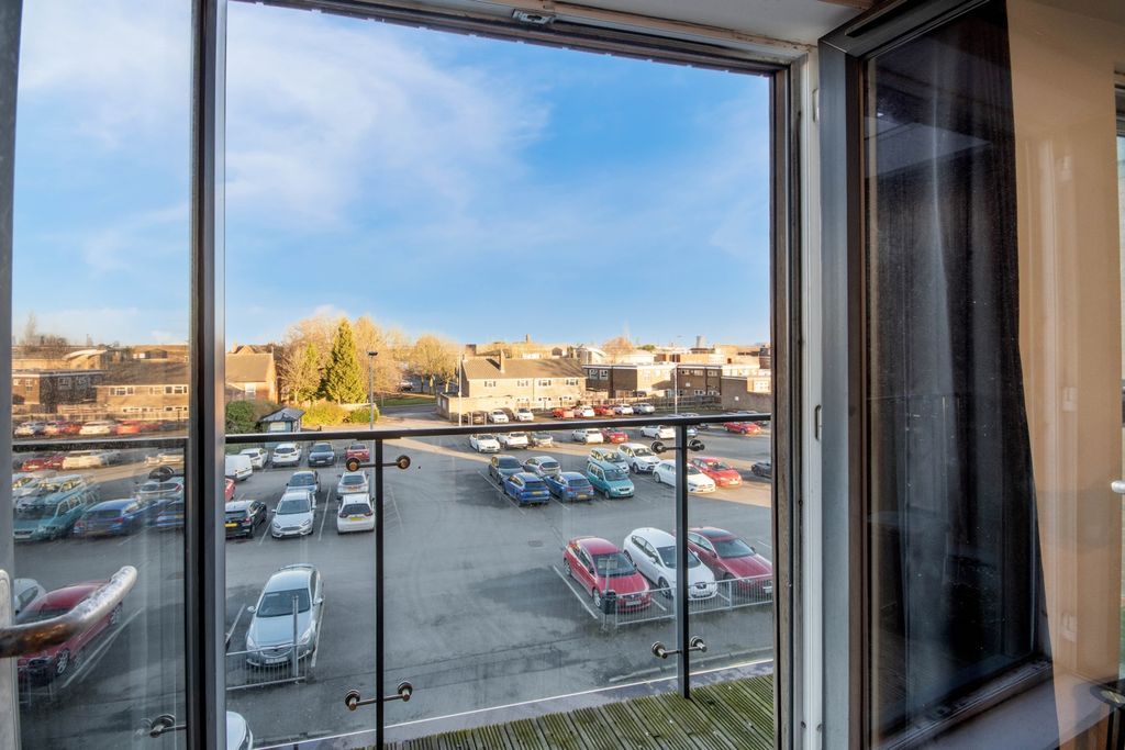 Additional image 5 of 2 bed flat for saleApartment 100 Linea, Dunstall Street, Scunthorpe DN15
