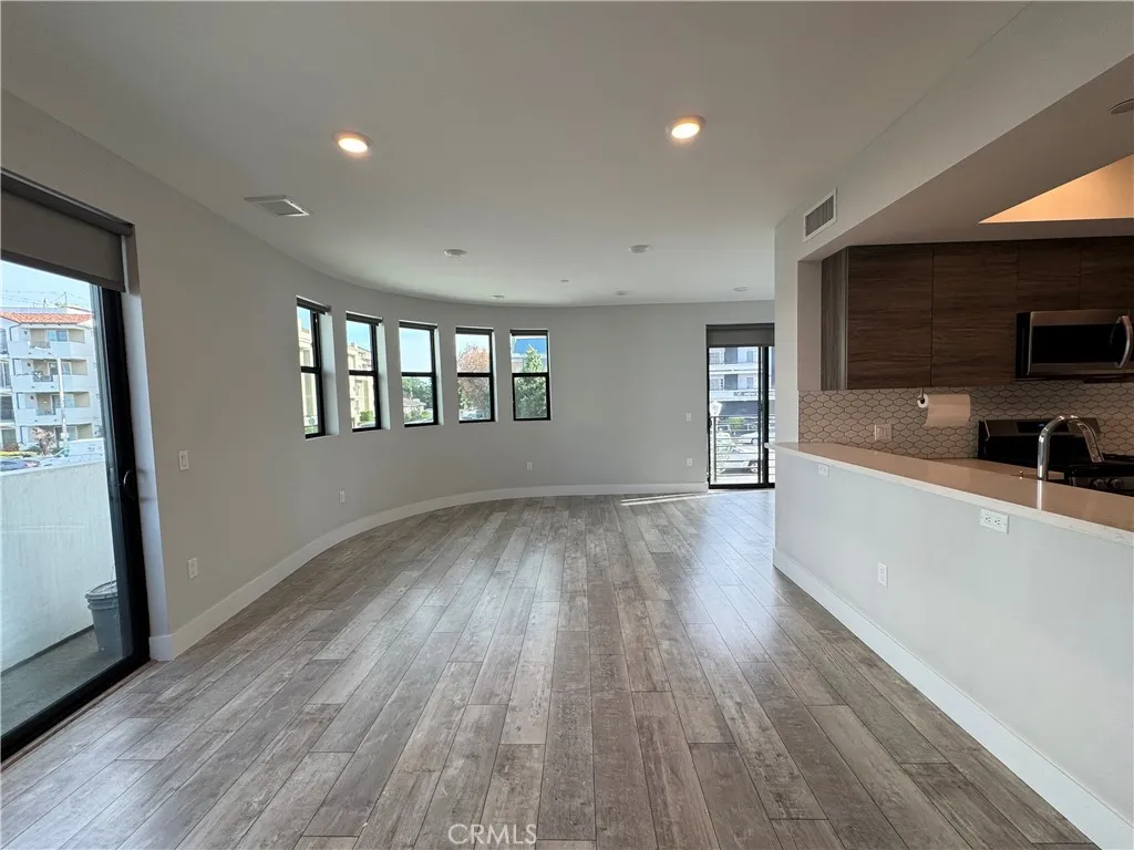 Additional image 14 of 4383 N Sepulveda blvd, Sherman Oaks, CA 91403