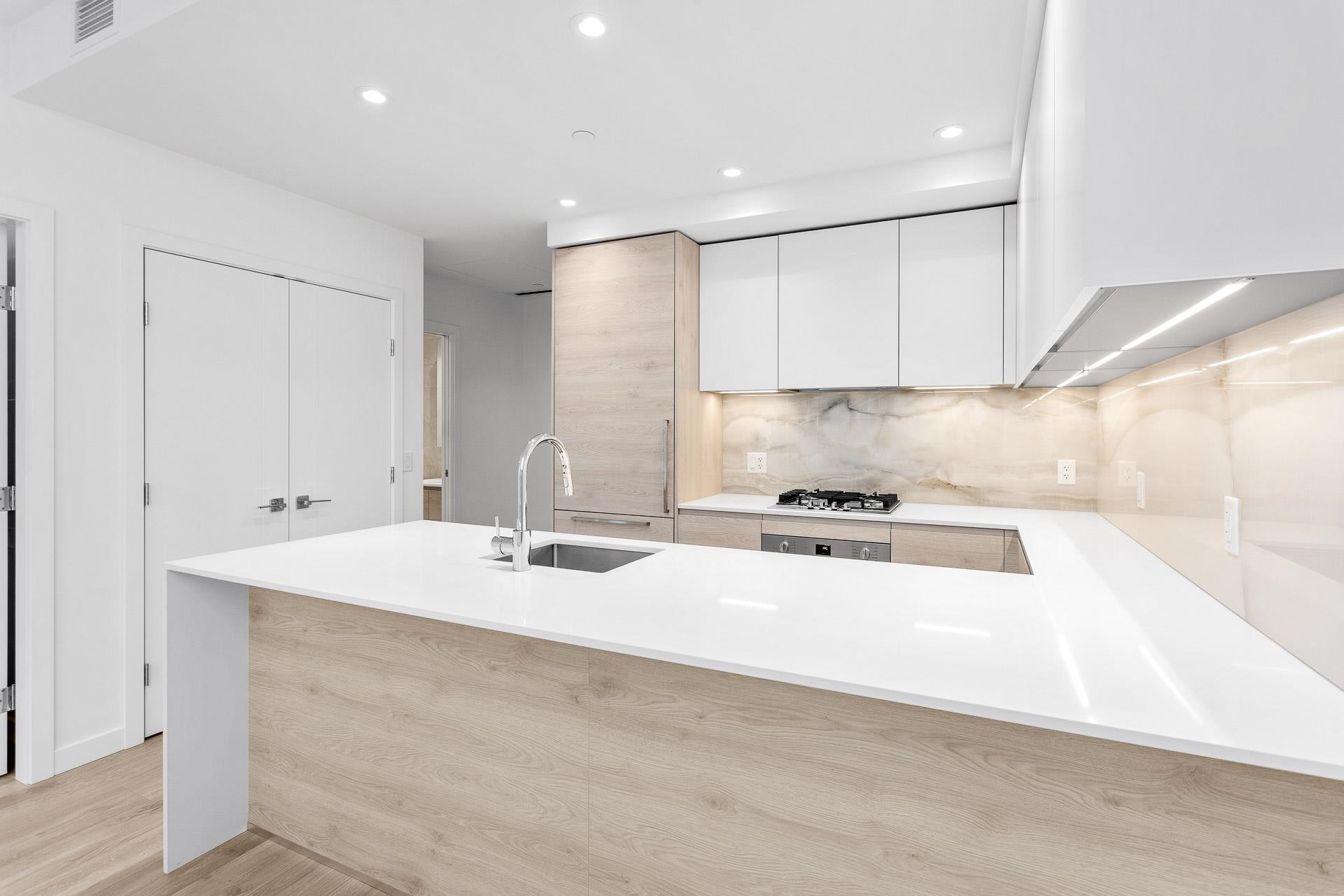 Additional image 2 of 3205-680 Quayside Drive, New Westminster, BC, V3M 6Z6