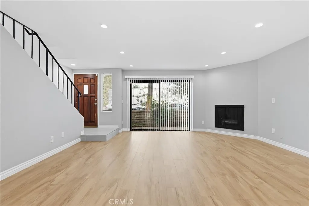 Additional image 45 of 8633 Balboa Blvd Unit 20, Northridge, CA 91325