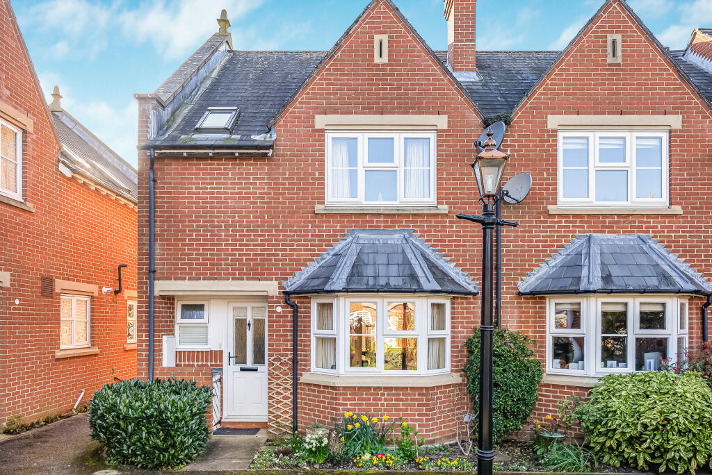 St. Marys Court, Ottway Walk, Welwyn, AL6