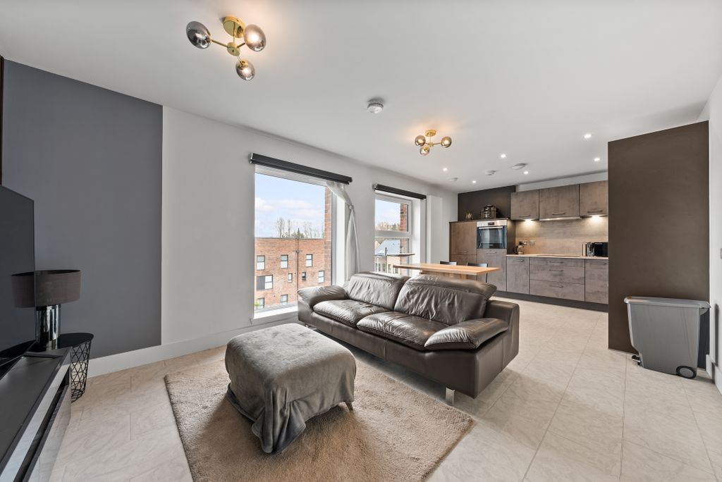 Additional image 2 of 2 bed flat for saleFestival Court, Princes Quay, Glasgow G51