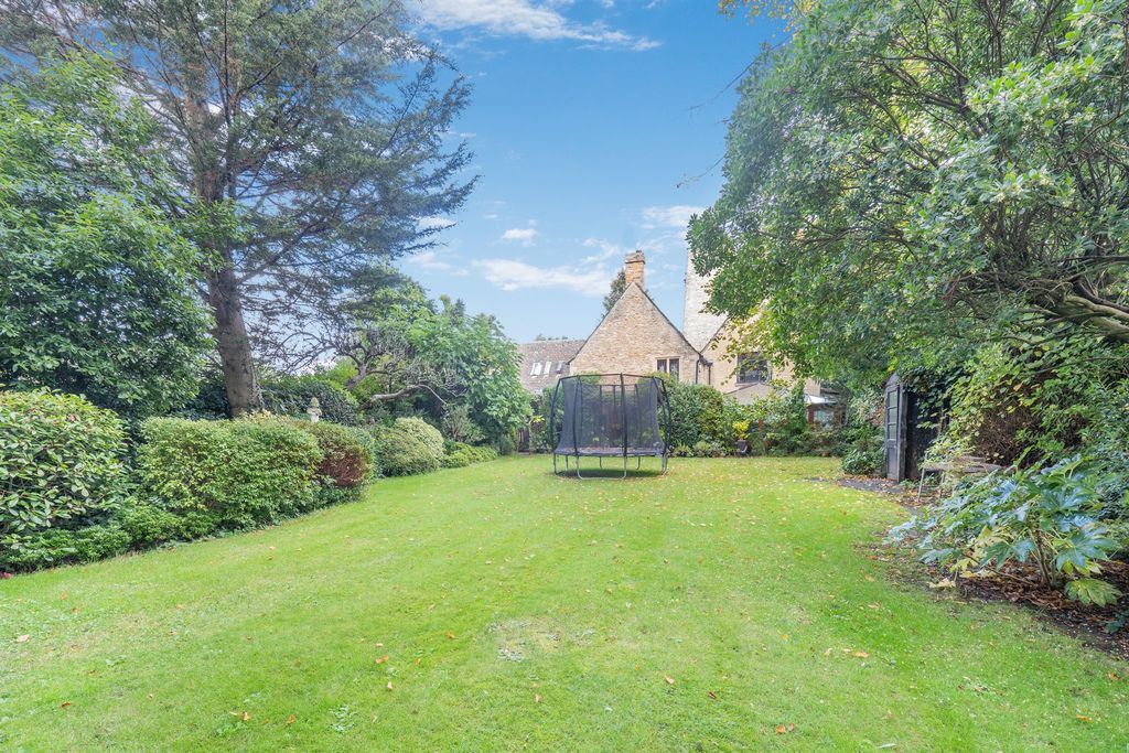 Additional image 16 of 4 bed detached house for saleThorpe Road, Peterborough PE3